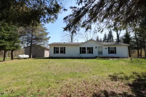 5656 Cass River Rd, Forestville, MI 48434