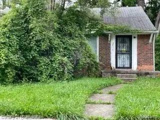 20117 Cheyenne St, Detroit, MI 48235