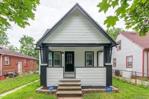 19443 Omira St, Highland Park, MI 48203