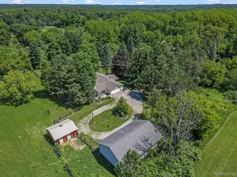 5610 Metamora Rd, Metamora, MI 48455