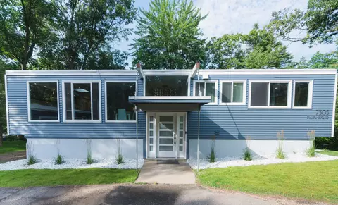 7305 Scenic Ridge Dr, Independence, MI 48346