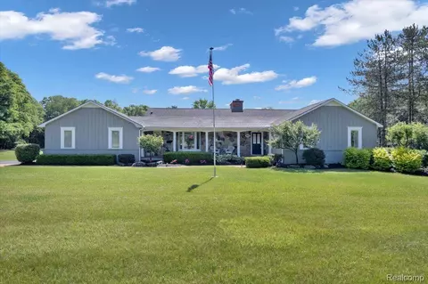 5465 S Lake George Rd, Metamora, MI 48455