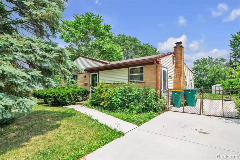 15795 Taft St, Romulus, MI 48174 20 Photos Movoto