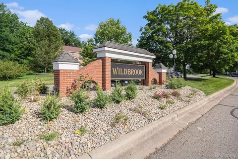15893 Pebblebrook Dr, Van Buren, MI 48111