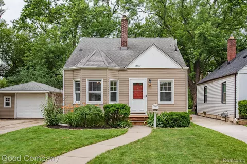 15517 Woodworth, Redford, MI 48239