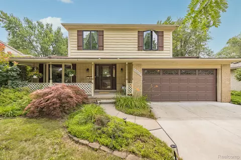 19452 Coventry Dr, Riverview, MI 48193