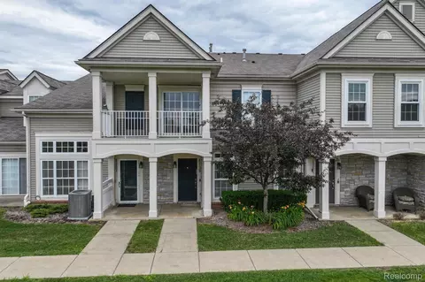4109 Addington Dr, Commerce, MI 48390