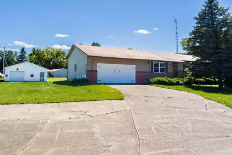 7415 W Mount Morris Rd, Flushing, MI 48433