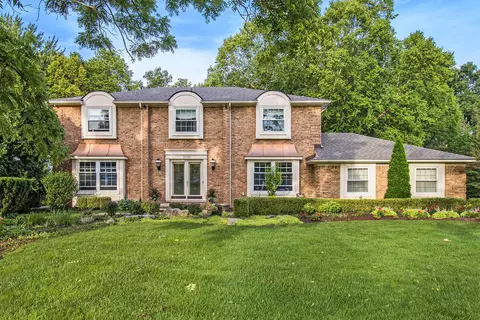 31148 Applewood Ln, Farmington Hills, MI 48331