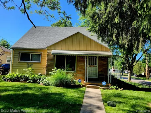 705 3rd Ave, Pontiac, MI 48340