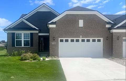 16282 Beech Tree Ln, Clinton Township, MI 48038
