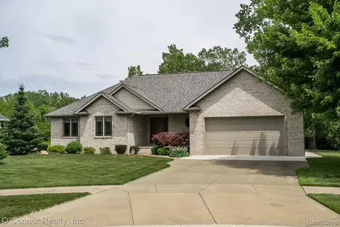 137 Rella Rae Ave, Marysville, MI 48040