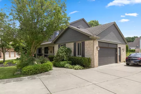 54500 Coventry Ln, Shelby Township, MI 48315