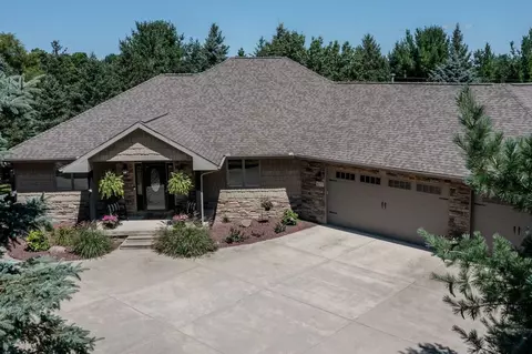 4272 S Duffield Rd, Flushing, MI 48433