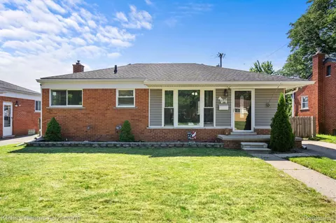 11917 Eileen St, Redford, MI 48239