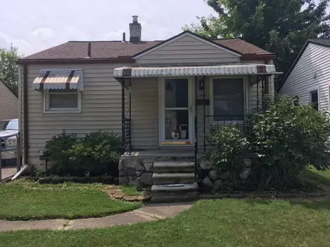 1410 E Madge Ave, Hazel Park, MI 48030