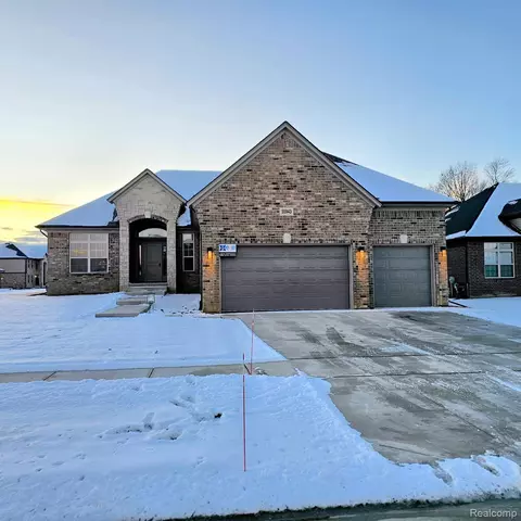 55943 Image Dr, Macomb, MI 48042