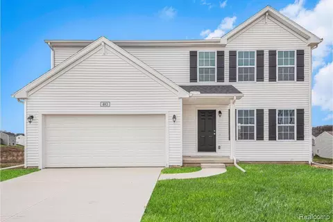 8390 Majestic Blvd, Handy, MI 48836