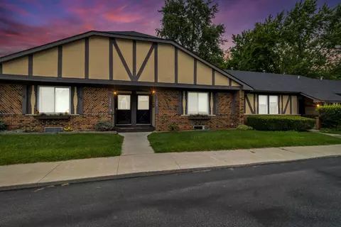 1437 Westbury Dr C 16 Dr #C, Davison, MI 48423