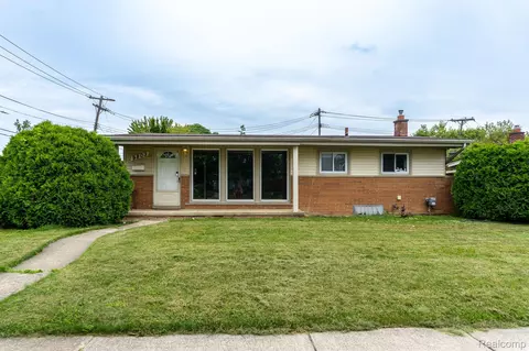 9803 Camden St, Livonia, MI 48150