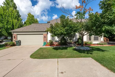41704 Wild Turkey Ln, Canton, MI 48188