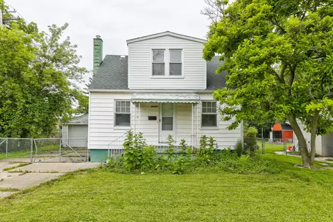 24081 Berry Ave, Warren, MI 48089