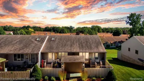 230 Arlington #6, South Lyon, MI 48178