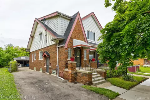8339 Carrie St, Detroit, MI 48211
