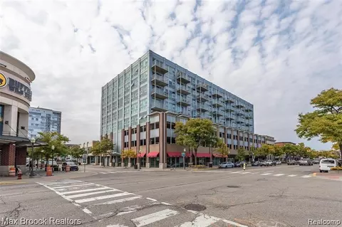 100 W 5th St #710, Royal Oak, MI 48067