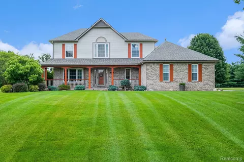 10689 Pondside Crt Ct, Putnam, MI 48169