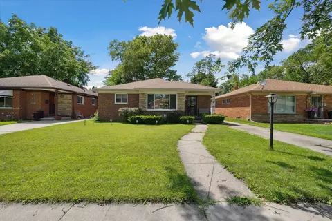 24031 Morton St, Oak Park, MI 48237