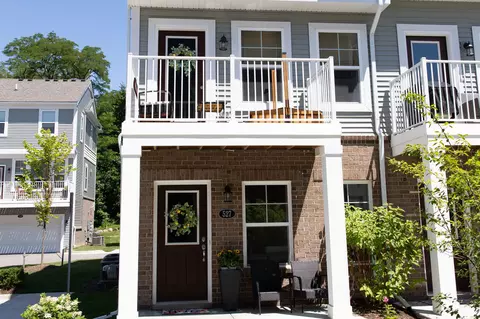 527 Anne Ave, Brighton, MI 48116