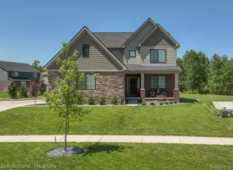 5396 Aberdeen, Independence, MI 48348