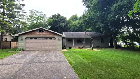 1460 Coutant St, Flushing, MI 48433