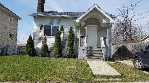 2054 Dwight Ave, Flint, MI 48503
