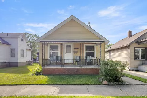 2621 Pardee Ave, Dearborn, MI 48124