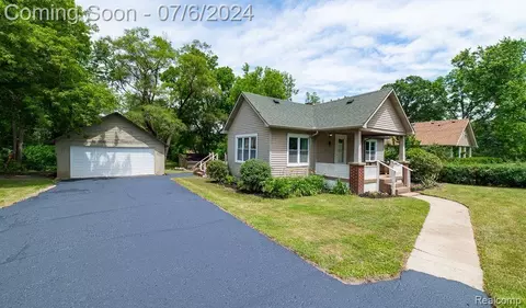 3066 Judah Rd, Lake Orion, MI 48359