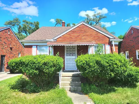 19742 Prairie St, Detroit, MI 48221