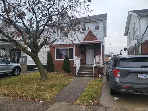 5739 Bingham St, Dearborn, MI 48126
