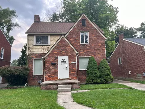 11321 Grandville Ave, Detroit, MI 48228