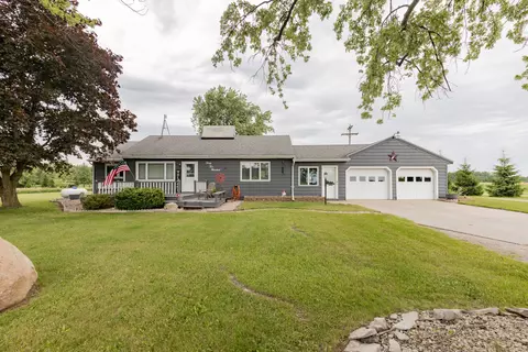3200 W Gilford Rd, Caro, MI 48723