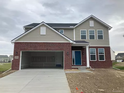 20988 Campolina Dr, Lyon, MI 48178