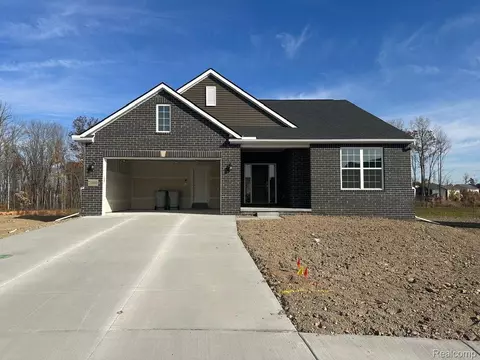 21000 Campolina Dr, Lyon, MI 48178