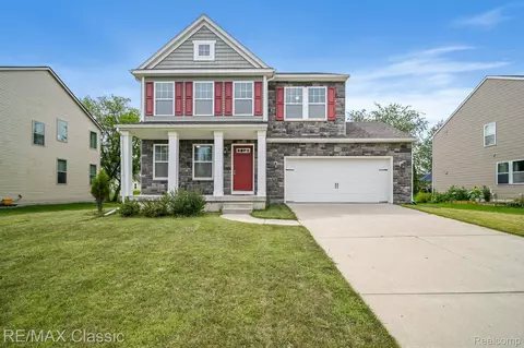 7038 Wellington Ln, Ypsilanti, MI 48197