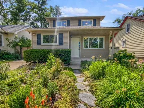 15349 Pomona Dr, Redford, MI 48239