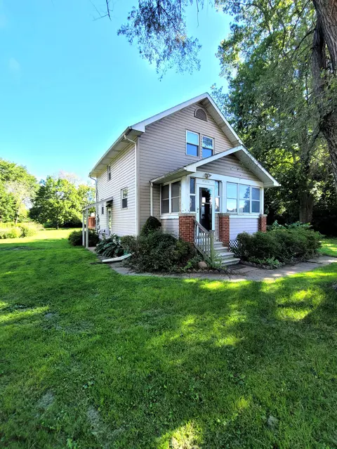 47610 Ford Rd, Canton, MI 48187