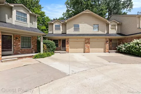 108 Maplegrove Dr, Clawson, MI 48017 photo 1