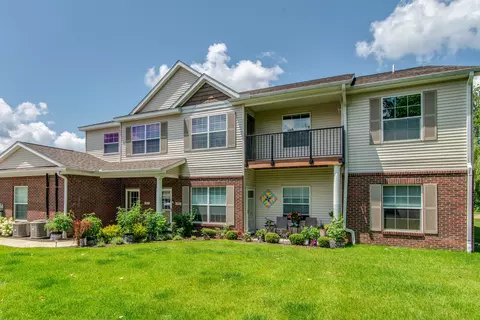 897 Watercress Ln, Fenton, MI 48430