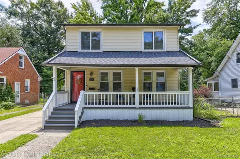 66 Sylvan Ave, Pleasant Ridge, MI 48069