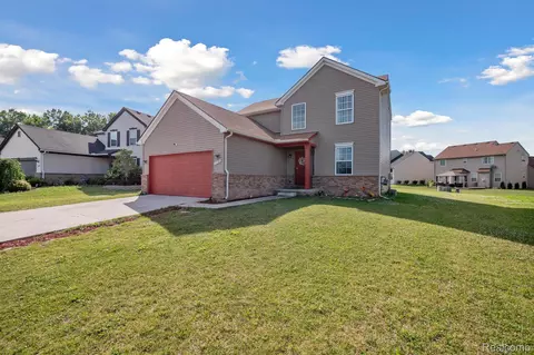 33388 Gainsboro Crt Ct S, Romulus, MI 48174